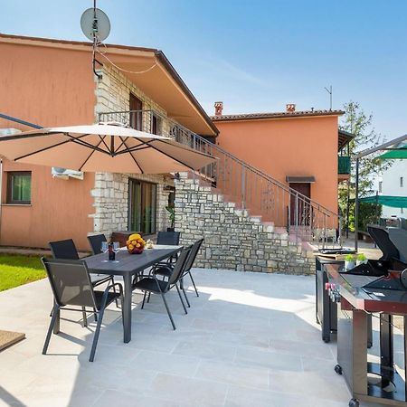 Holiday Home Dori Fazana Exterior photo