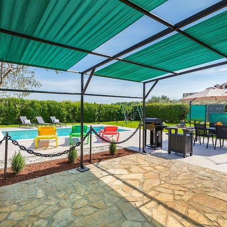 Holiday Home Dori Fazana Exterior photo